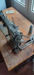 Ancienne machine à coudre PFAFF, Enlèvement