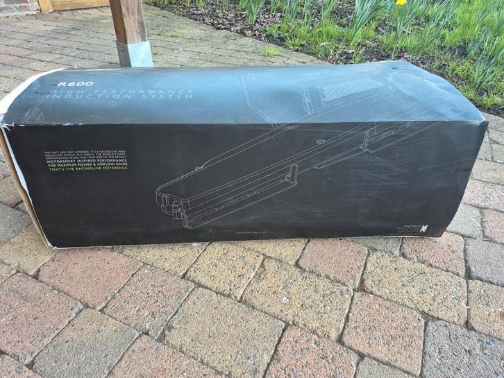 Raceline R600 intake MQB/MQBE 1.8/2.0tsi ea888.3 ea888.4, Auto-onderdelen, Carrosserie, Voor, Ophalen