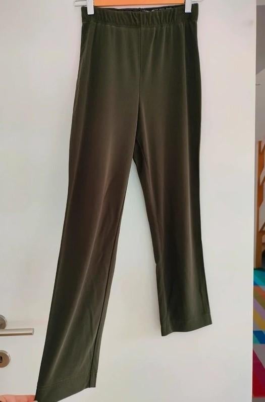 Luchtige travelbroek Mayerline maat 38/36 topmerk!, Kleding | Dames, Broeken en Pantalons, Zo goed als nieuw, Maat 36 (S), Groen