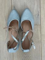 Grijze damesschoenen, Ophalen, Zo goed als nieuw