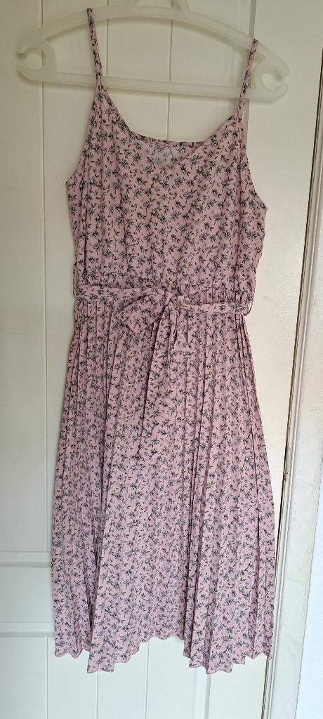 Leuk zomerjurkje maat M, Maat 38/40 (M), Ophalen of Verzenden, Zo goed als nieuw, Knielengte