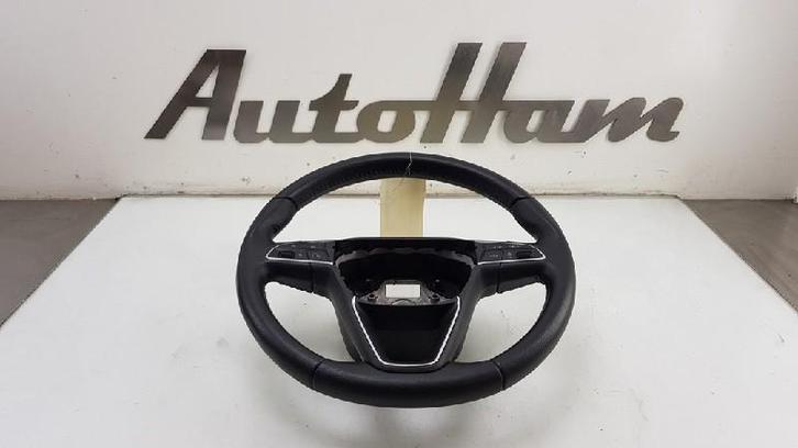VOLANT DIRECTION Seat Ibiza V (KJB) (01-2017/-), Autos : Pièces & Accessoires, Commande, Seat, Utilisé