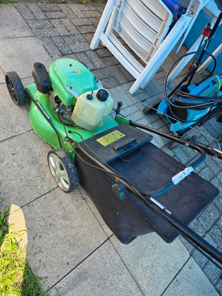 Tondeuse à gazon Benson Garden, Tondeuse rotative, Tondeuses à gazon à essence, Enlèvement, Utilisé
