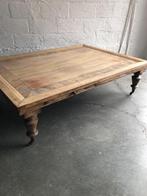 Grande table basse rustique et coloniale antique, Enlèvement, Utilisé