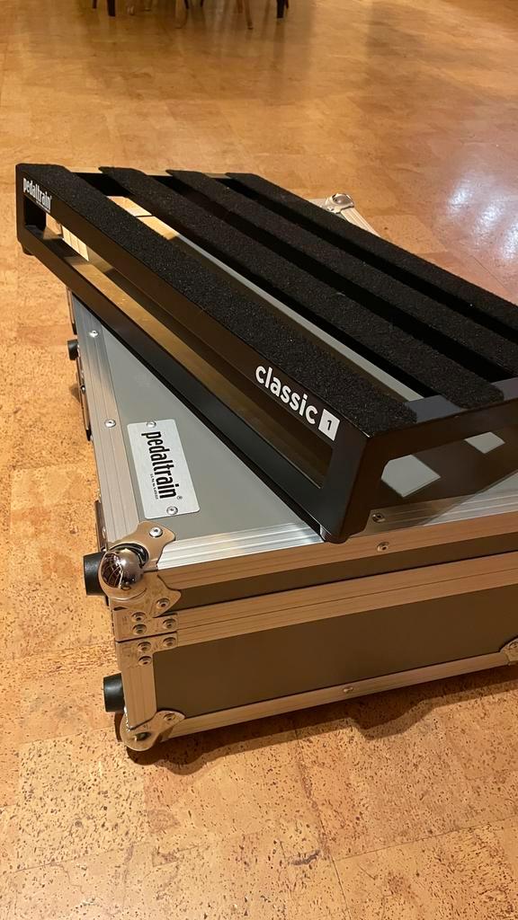 Pedaltrain classic 1 incl koffer, Muziek en Instrumenten, Effecten, Zo goed als nieuw, Ophalen of Verzenden