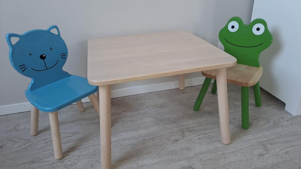 Houten kindertafel + 2 stoelen - Pin Furniture, Enlèvement, Comme neuf, Chaise(s)