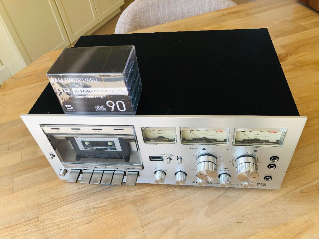 Pioneer casette deck, Verzenden