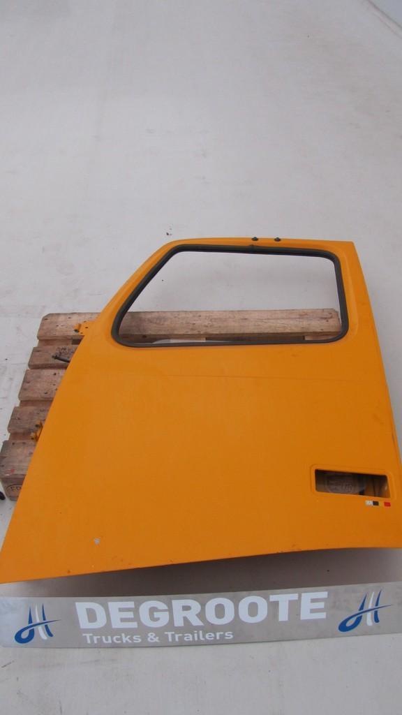 Deur Volvo Type: FH Links, Auto-onderdelen, Vrachtwagen-onderdelen, Volvo, Overige Auto-onderdelen, Gebruikt