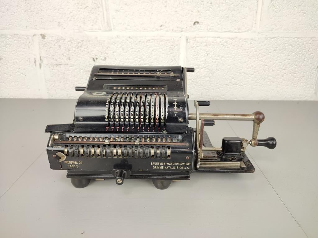 Mechanische rekenmachine Brunsviga 20, Antiek en Kunst, Antiek | Kantoor en Zakelijk, Ophalen of Verzenden