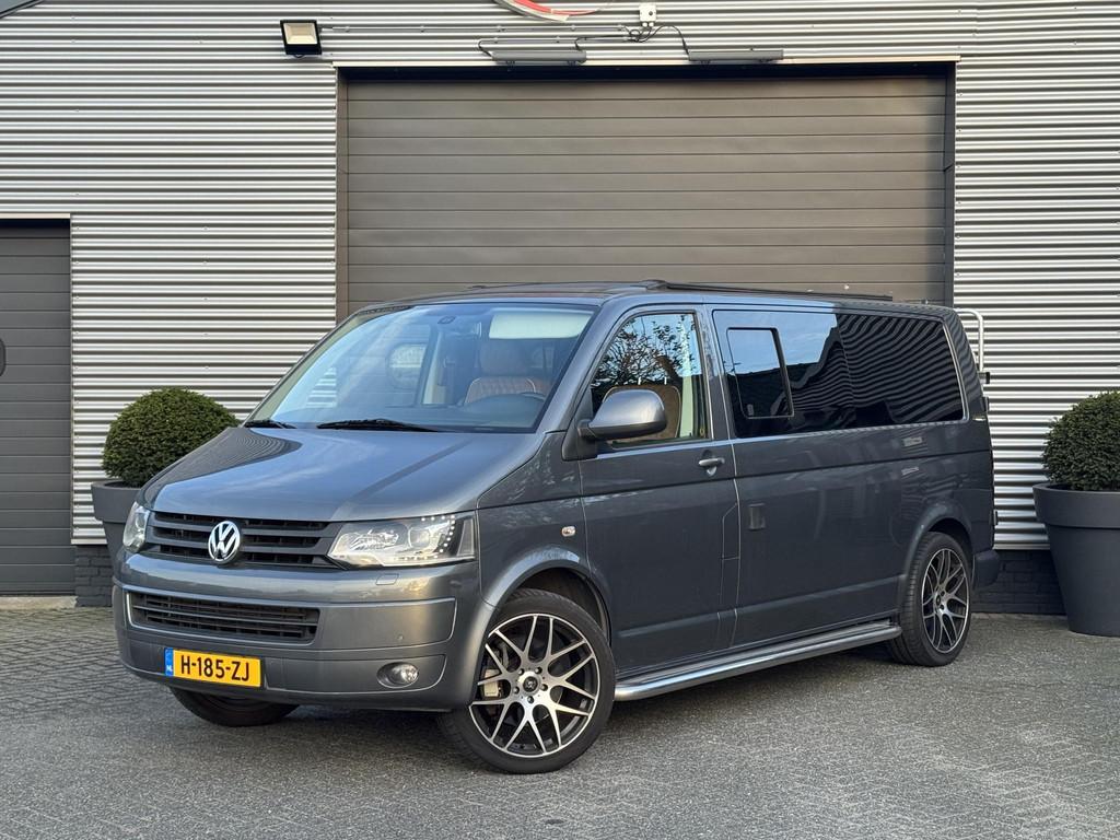 Volkswagen California 180PK | Camera | Nappa Leder | 20 Inch, Caravans en Kamperen, Mobilhomes, Automaat, Volkswagen, Fietsendrager