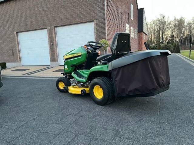Zitmaaier John Deere X350R, Jardin & Terrasse, Tondeuses autoportées, Comme neuf, 90 à 120 cm, Fonction de mulching, Sac de ramassage