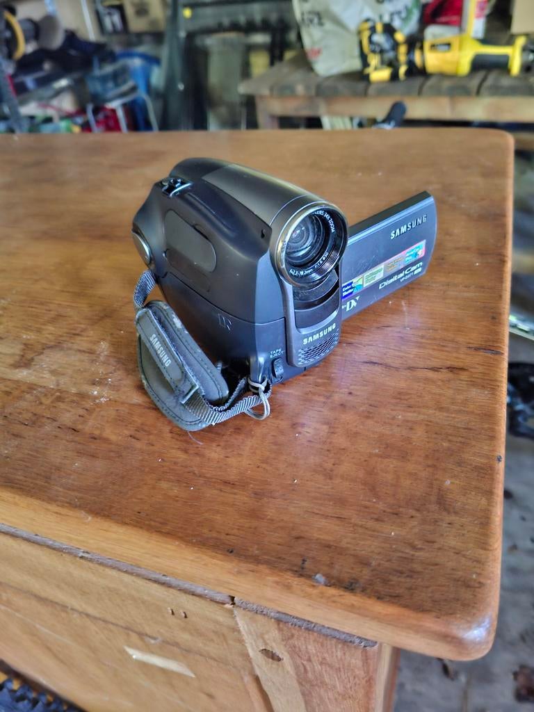 CAMERA SAMSUNG VP-D371, TV, Hi-fi & Vidéo, Caméras action, Enlèvement ou Envoi, Utilisé, Autres marques