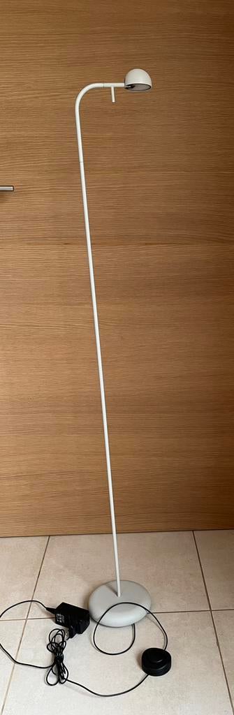 Vibia Pin - vloerlamp, Ophalen, Overige materialen, Strak modern, 100 tot 150 cm