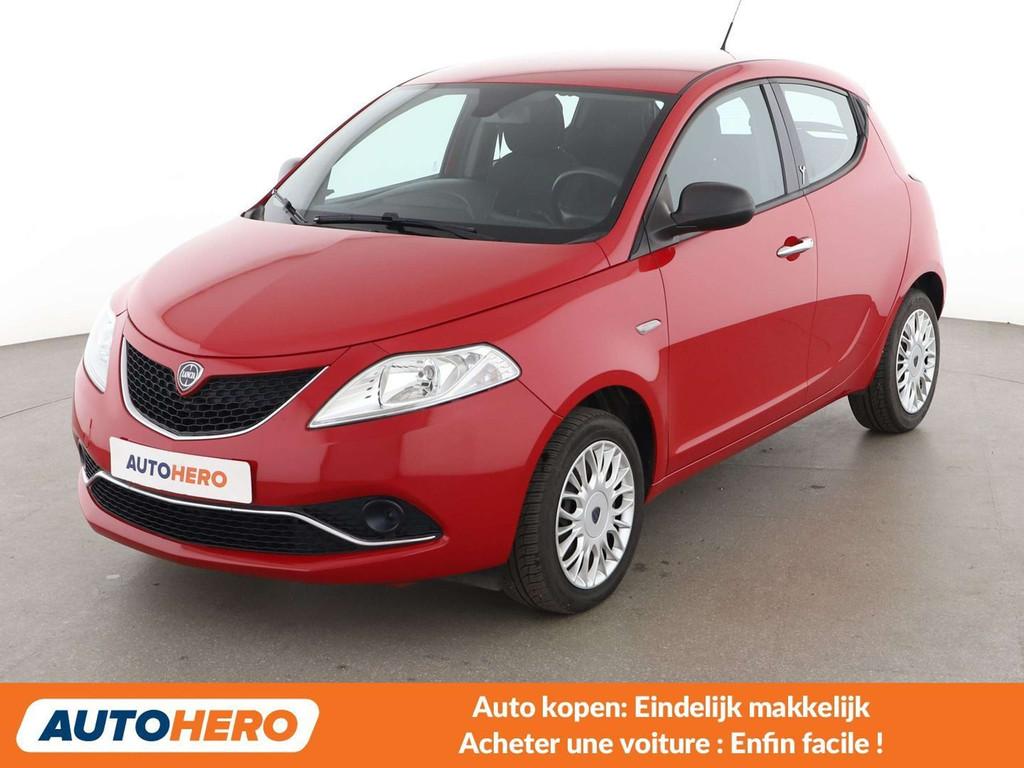 Lancia Ypsilon 1.2 Silver (bj 2015), Auto's, Lancia, Te koop, Ypsilon, ABS, Airbags, Boordcomputer, Centrale vergrendeling, Electronic Stability Program (ESP)