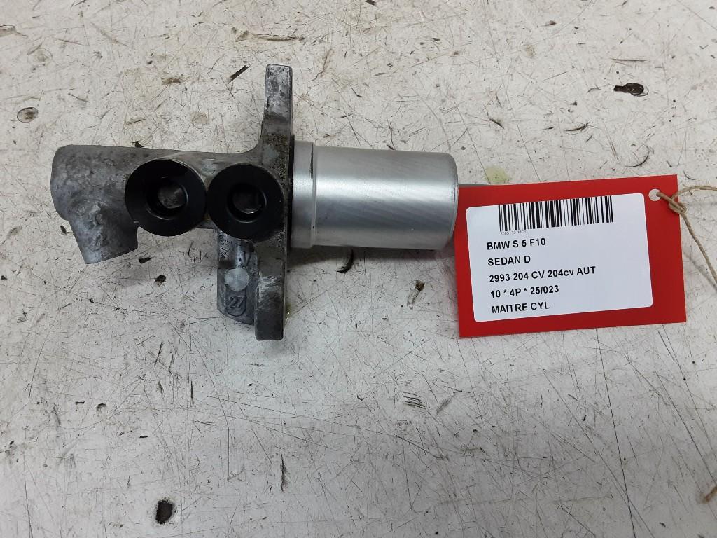 MAITRE CYLINDRE DE FREIN BMW 5 serie (F10) (01-2009/10-2016), Mevr. I. Hauben, Utilisé, BMW, Rue de l'Espoir 34 34
4030  GRIVEGNÉE, BE