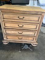 Mooi kastje met 4 lades, Huis en Inrichting, Kasten | Ladekasten, Ophalen of Verzenden, Zo goed als nieuw