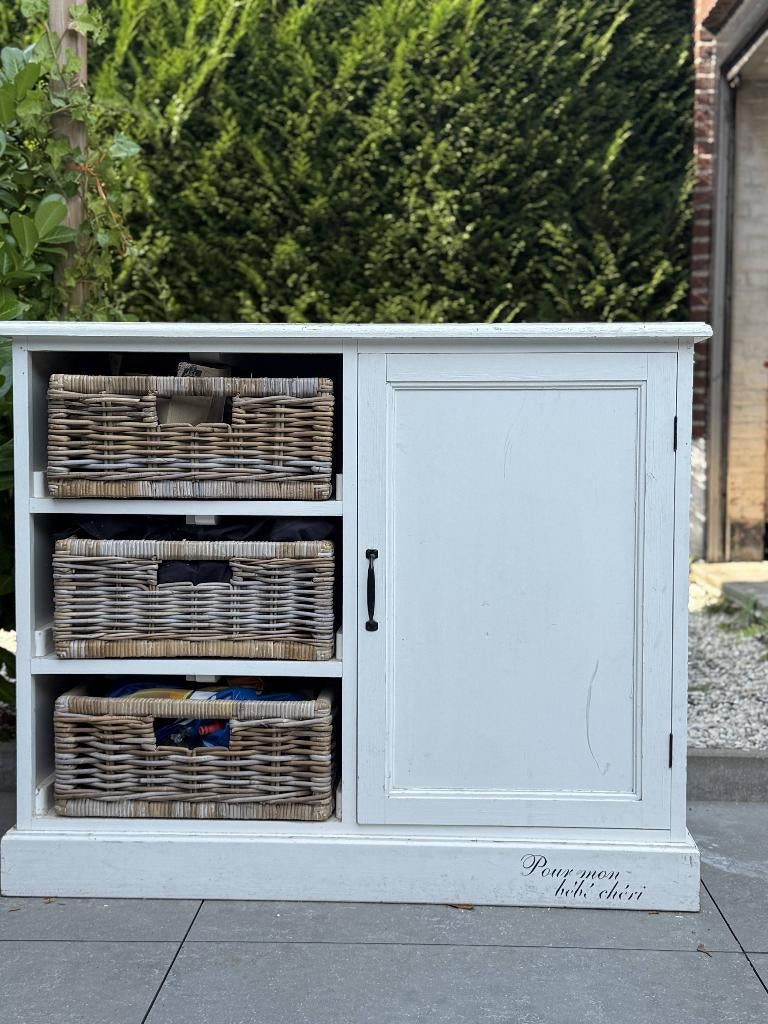 babykamer commode + bedje + wandplank, Ophalen, Gebruikt, 50 tot 70 cm, 75 tot 100 cm