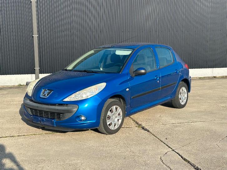 peugeot 206+ 1.1 benzine airco / 5 deurs euro 5, Auto's, Peugeot, Bedrijf, Te koop, Airconditioning, Centrale vergrendeling, Elektrische ramen
