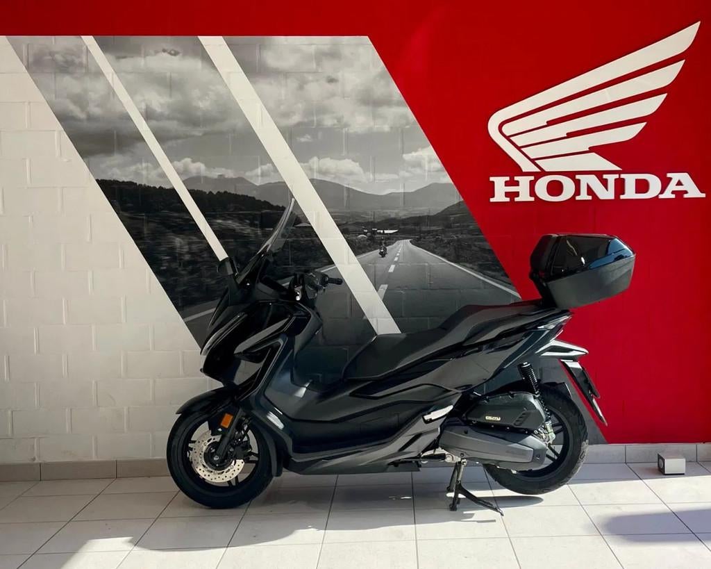 Honda, Motos, Motos | Honda, Scooter, Entreprise, 125 cm³, Jusqu'à 11 kW