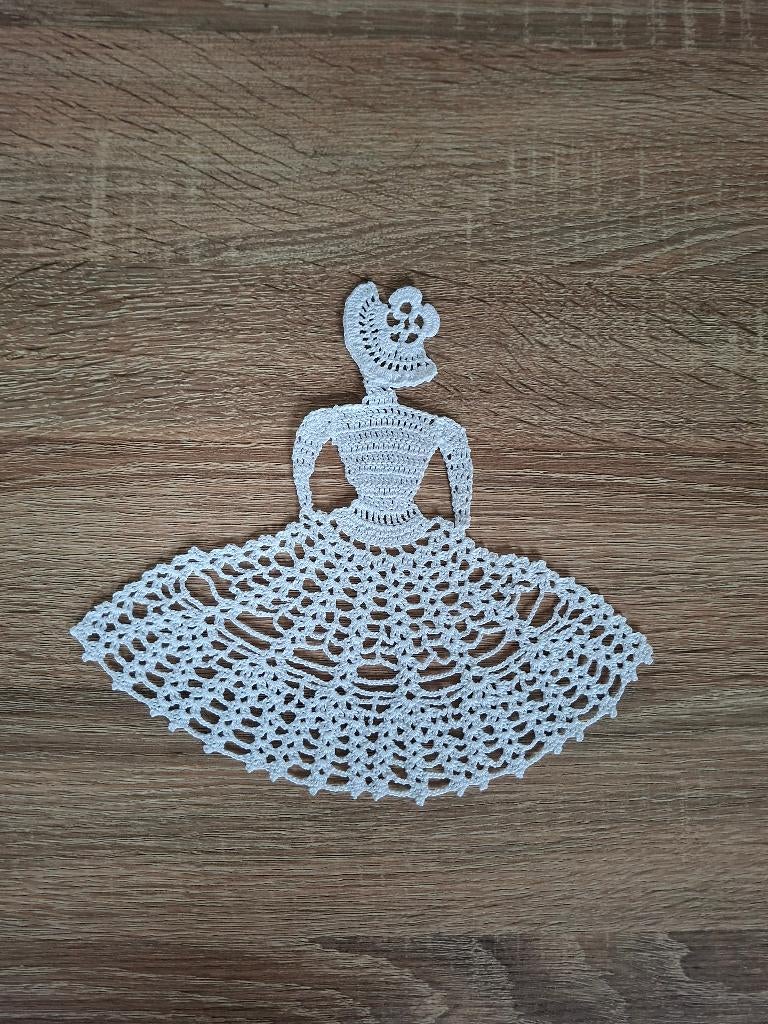 Gehaakt meisje, Hobby & Loisirs créatifs, Tricot & Crochet, Enlèvement, Neuf, Crochet