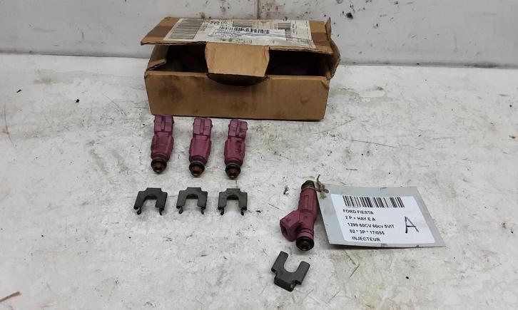 INJECTEUR Ford Fiesta 4 (01-1995/01-2002) (0280155786), Autos : Pièces & Accessoires, Systèmes à carburant, Ford, Utilisé