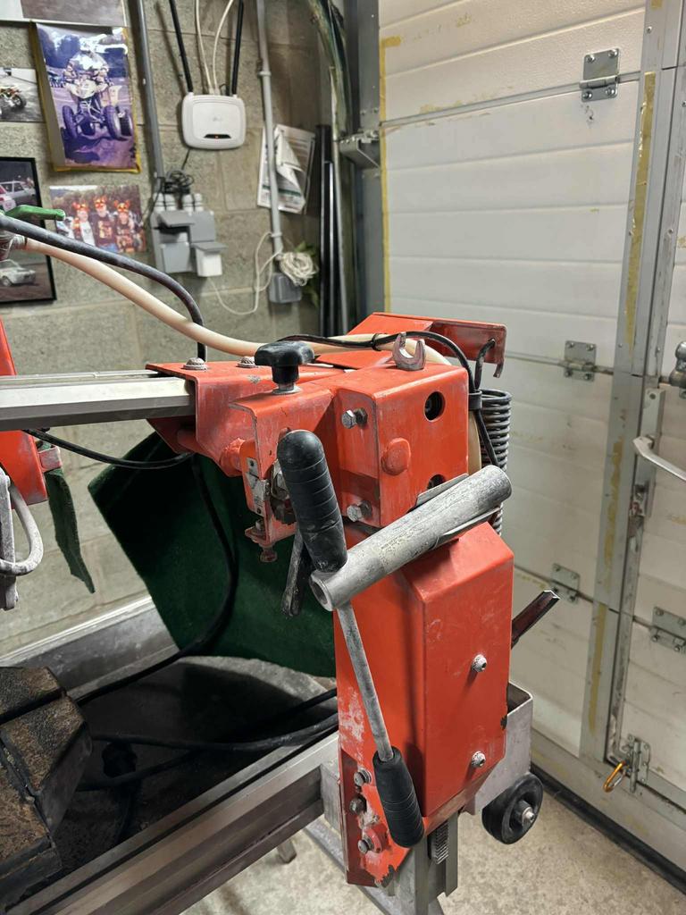 Scie carrelages, Enlèvement, Comme neuf