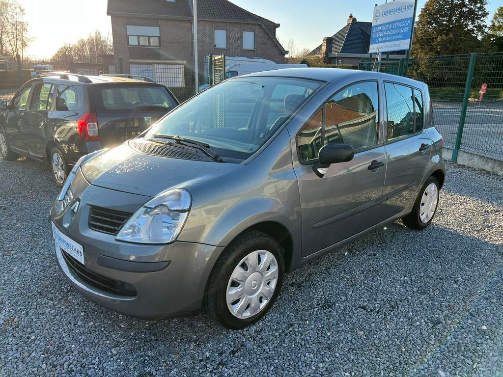 Renault Modus 1.2i essence, 102 000 km, Clima + contrôle, Autos, Renault, Argent ou Gris, Entreprise, Boîte manuelle, Entretenue par le concessionnaire