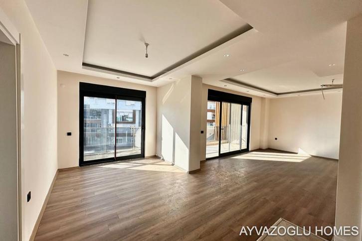 Confort et infrastructures dans un immeuble neuf, Immo, Étranger, Turquie, Appartement, Ville