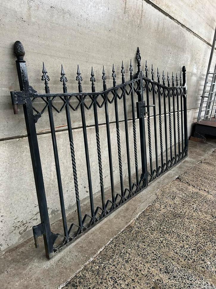 Prachtig ZWAAR vol smeedijzeren dubbel hek met sierpinnen, Tuin en Terras, Tuinpoorten, Zo goed als nieuw, Draaipoort, IJzer, Ophalen