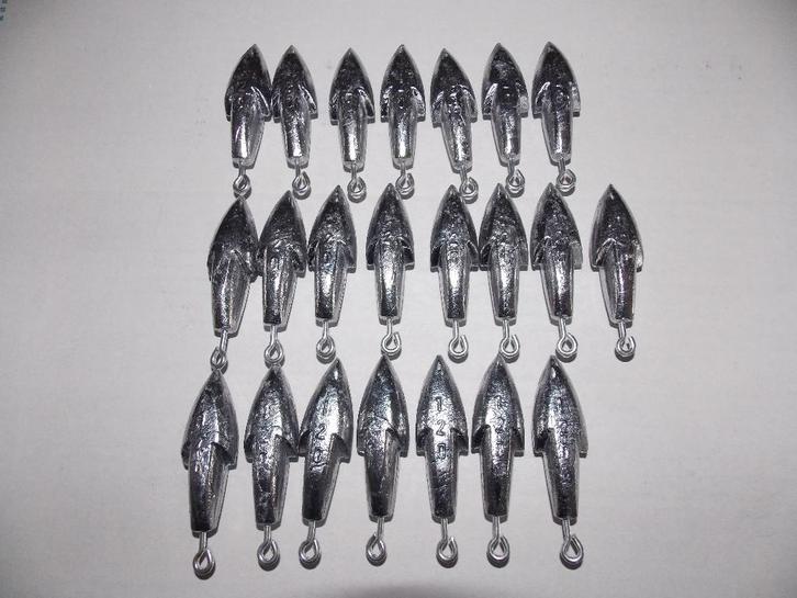 Plomb en forme de flèche 90-100 ou 120 grammes, Sports nautiques & Bateaux, Pêche à la ligne | Pêche en mer, Neuf, Ensemble complet