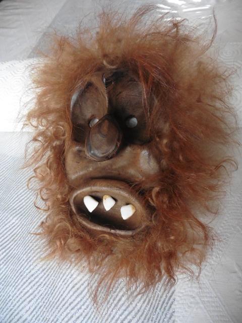 Masque bois sculpté par un artisan suisse d'Evolène, Collections, Collections Autre, Neuf, Enlèvement ou Envoi