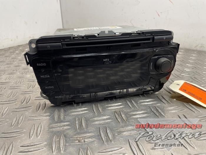 Radio d'un Seat Altea, Autos : Pièces & Accessoires, Électronique & Câbles, Seat, Utilisé, 3 mois de garantie, Enlèvement ou Envoi
