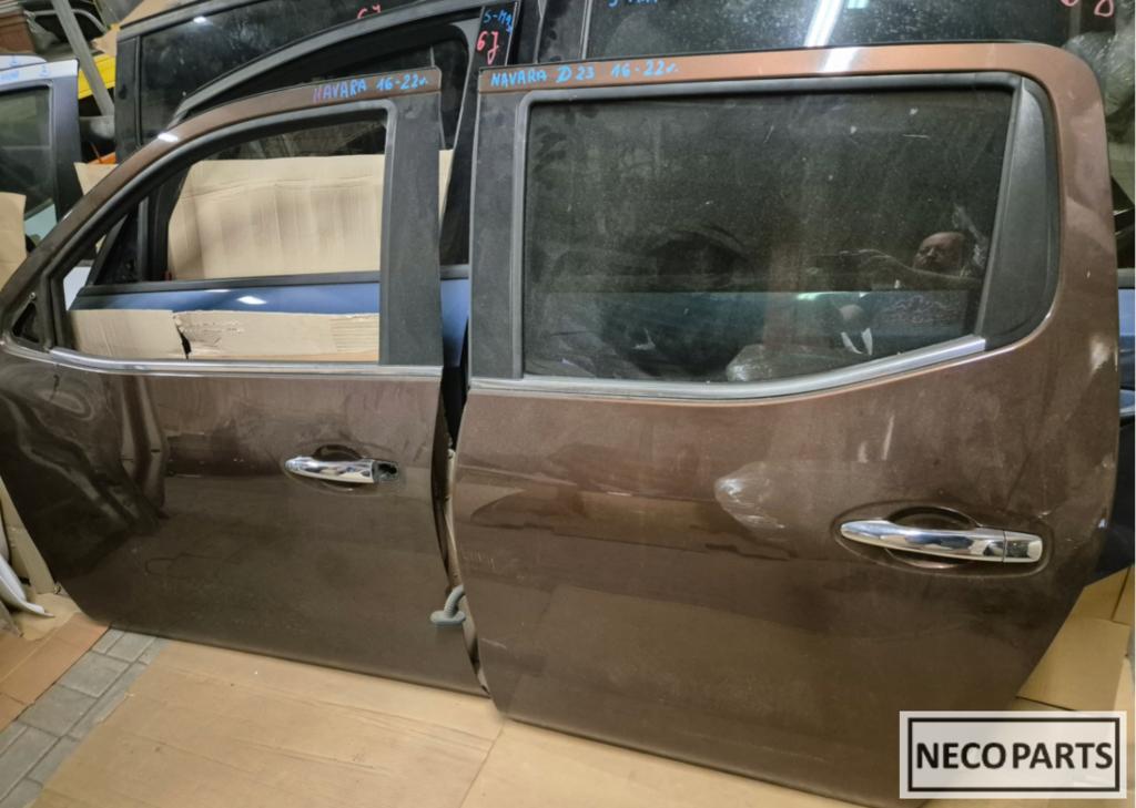 NISSAN NAVARA D23 NP300 PORTIER DEUR VOOR ACHTER LINKS CAQ, Arrière, -, Haillon arrière, Utilisé