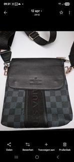 Louis vuitton schoudertas mannen., Ophalen of Verzenden, Zwart