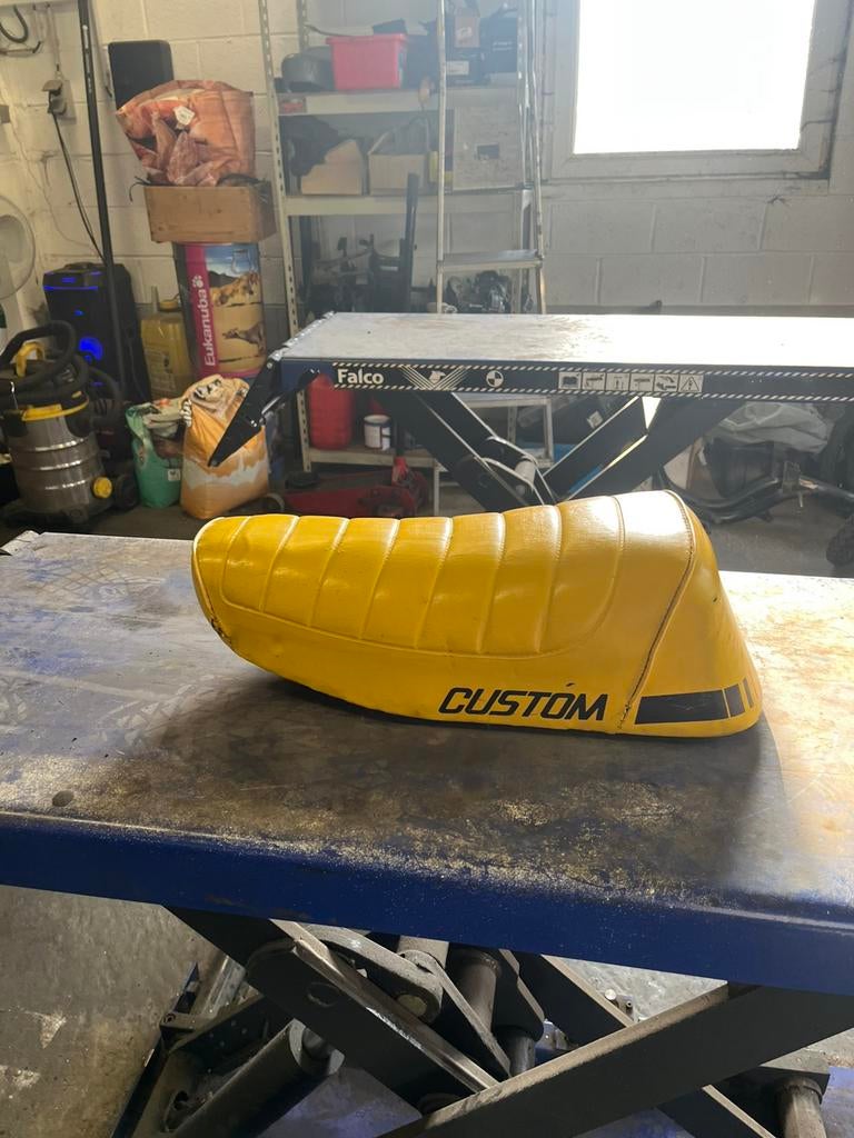 Selle custom honda camino, Enlèvement