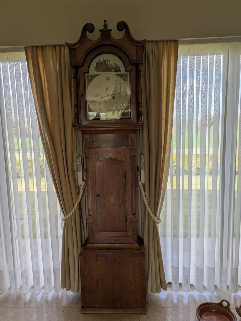 Antieke staande klok, Ophalen