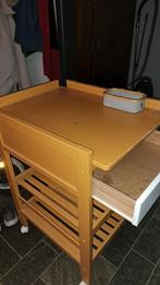 Verzorgingstafel en autostoel, Ophalen