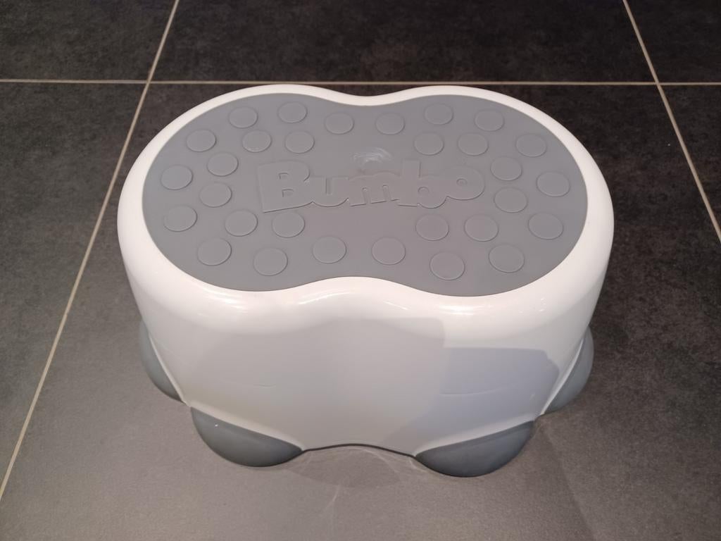 Bumbo opstapje, Ophalen