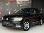 Volkswagen Tiguan HighLine 2.0 TDI EERSTE EIGENAAR, Auto's, Volkswagen, USB, 4 cilinders, Zwart, Leder