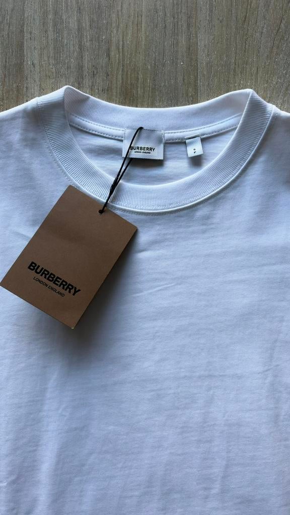 T-shirt Burberry edition limitee Poire, Enlèvement ou Envoi, Comme neuf, Taille 46 (S) ou plus petite, Blanc