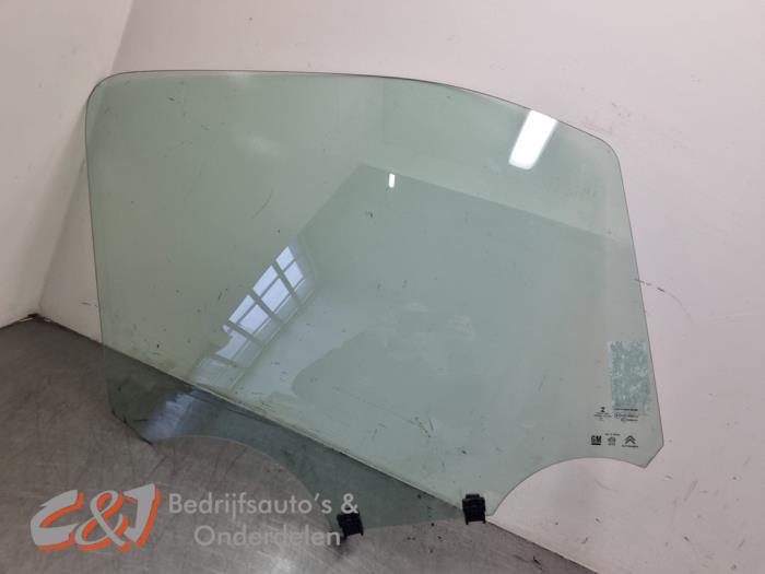 Vitre portière 2portes droite d'un Opel Combo, -, Opel, 3 mois de garantie, Utilisé