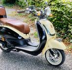 Agm retro style 125 cc in mooie staat, Fietsen en Brommers, Ophalen, Agm, 125 cc, Zo goed als nieuw