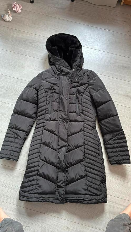 Lange zwarte warme winterjas maat 34, Kleding | Dames, Jassen | Winter, Nieuw, Maat 34 (XS) of kleiner, Zwart, Ophalen of Verzenden