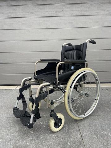 VERMEIREN V 200 opvouwbare rolstoel nieuwstaat, Inklapbaar, Zo goed als nieuw, Handbewogen rolstoel