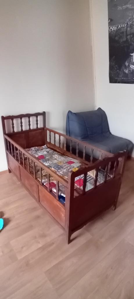 Kinderbedje, Kinderen en Baby's, Kinderkamer | Bedden, Gebruikt, 140 tot 160 cm, 70 tot 85 cm, Matras, Ophalen