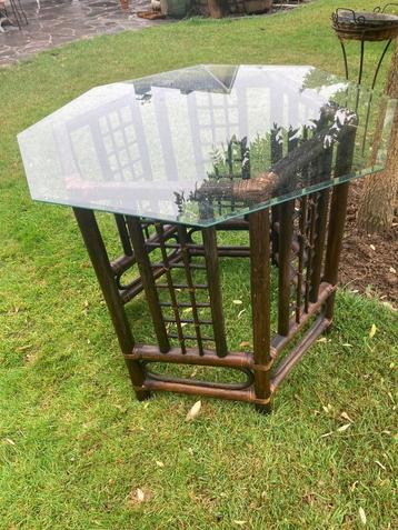 TABLE ROTIN  BAMBOU FONCEE beschikbaar voor biedingen