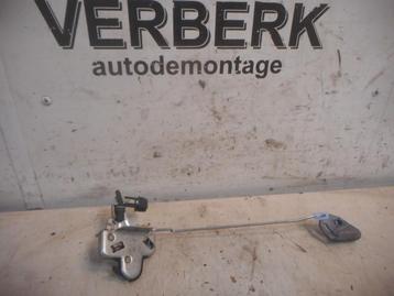 SLOTVANGER ACHTERKLEP Saab 9-5 (YS3E) (4766879) beschikbaar voor biedingen