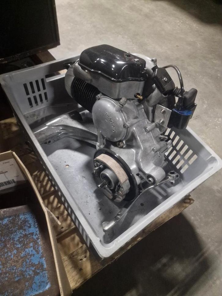 Vespa PX200 motor gereviseerd als nieuw, Fietsen en Brommers, Brommers | Vespa, Zo goed als nieuw, Ophalen