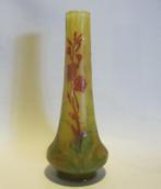 Vase ancien art nouveau en verre camée Daum Nancy, fleurs, Envoi