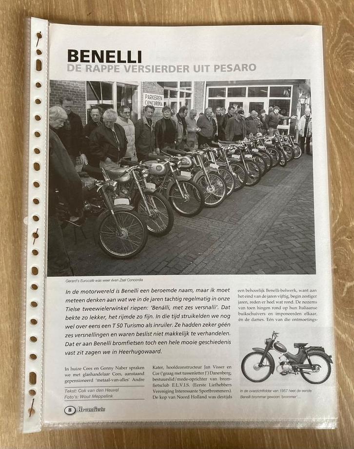 Map met diverse info Benelli  bromfietsen / Brommers, Vélos & Vélomoteurs, Modes d'emploi & Notices d'utilisation, Comme neuf